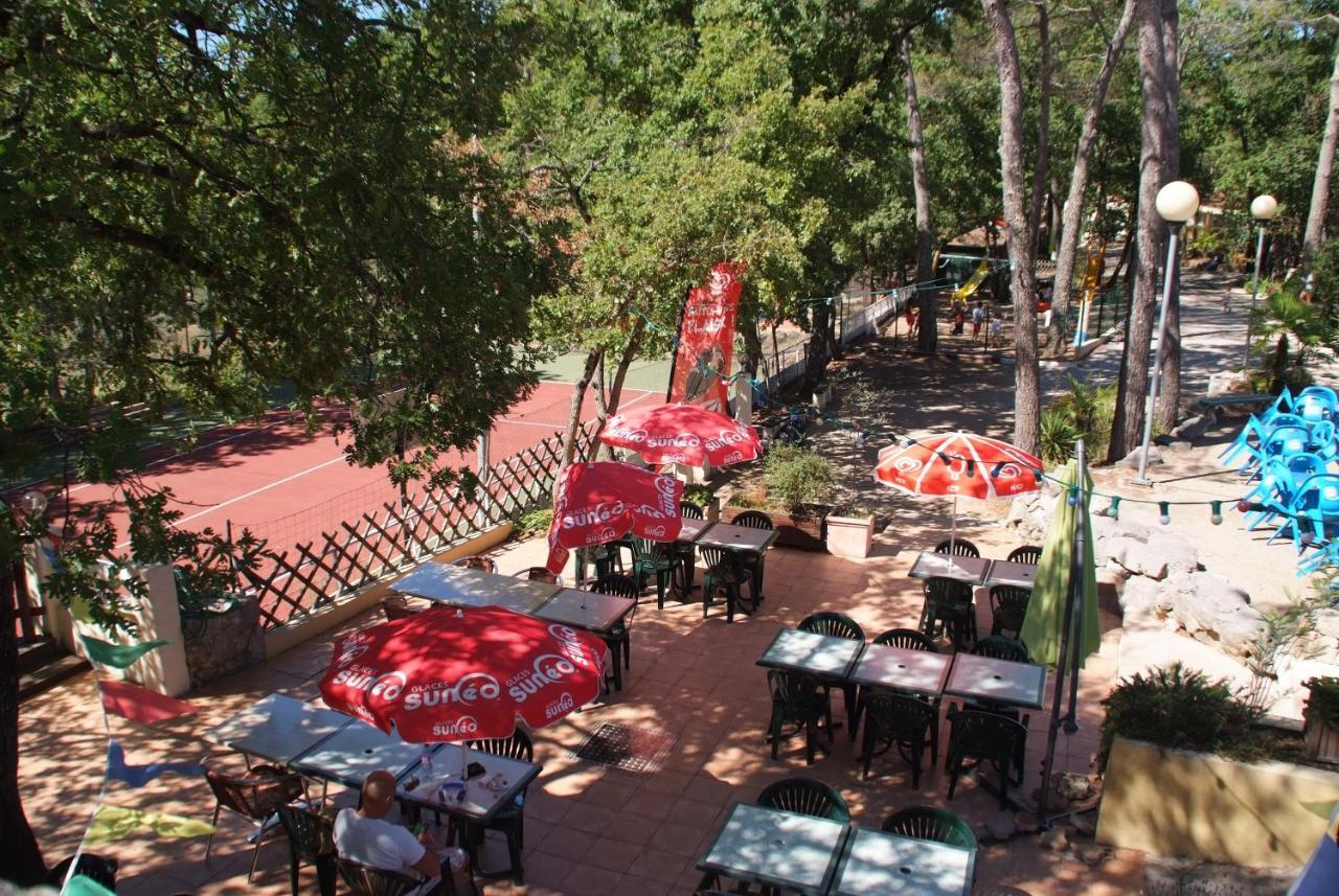 Camping Le Parc Saint-Paul-en-Forêt Εξωτερικό φωτογραφία
